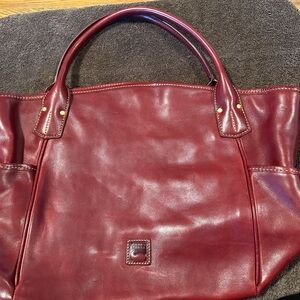 Dooney & Bourke large burgundy tote